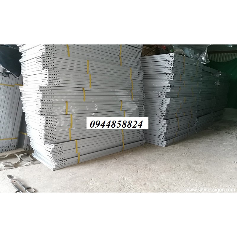 MÂM KỆ SẮT 40 x 120CM