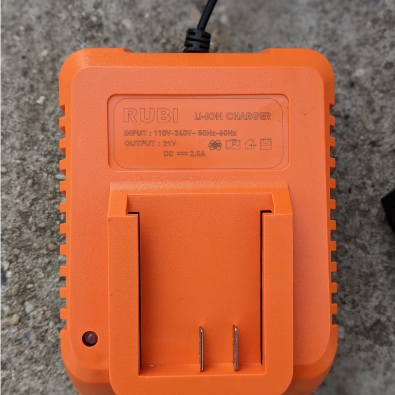 Máy bắn bulong pin Rubi lực siết 450nm pin 4ah bảo hành 1 năm