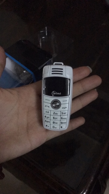 Điện thoại mini X6 hình khoá oto siêu thật siêu bền