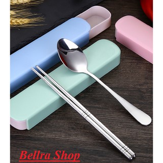 Bộ Đũa Thìa Inox 340 Không Gỉ Cực Đẹp Có Hộp Đựng Bằng Nhựa Cao Cấp Tiện Dụng