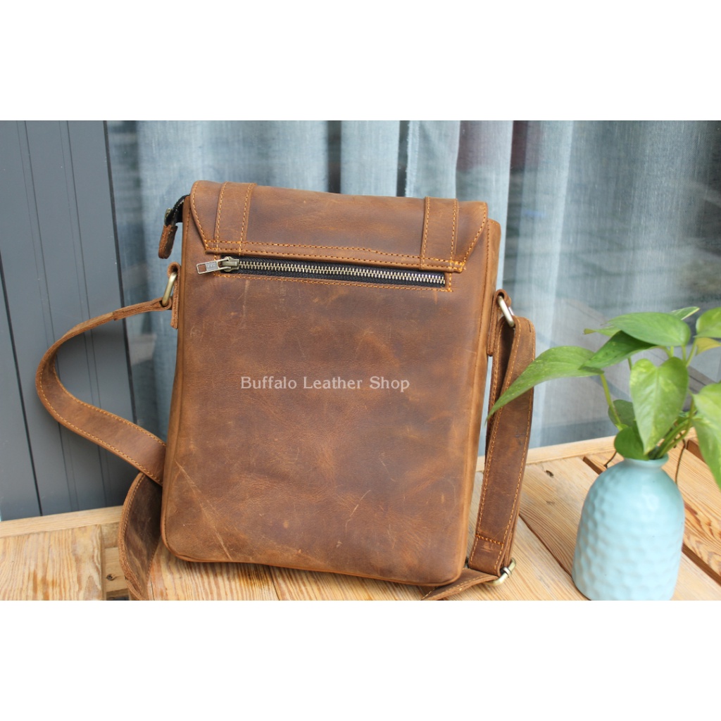 Túi Đeo Chéo Da bò Buffalo Leather BF101 - Da Sáp ngựa điên