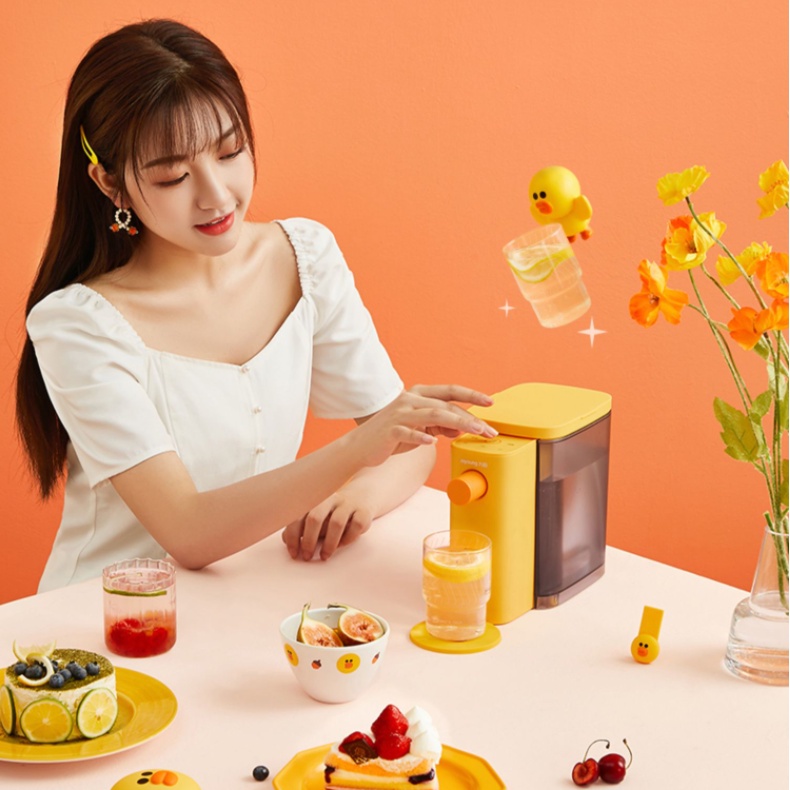 Bình Nước Ấm Tiện Lợi Joyoung Vịt Vàng Sally Gấu Brown Mang Theo Khi Ra Ngoài - Chăm Sóc Sức Khỏe Từ Việc Uống Nước Ấm