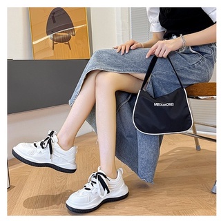Giày Thể Thao Nữ Basic Màu Trắng Đế Đen