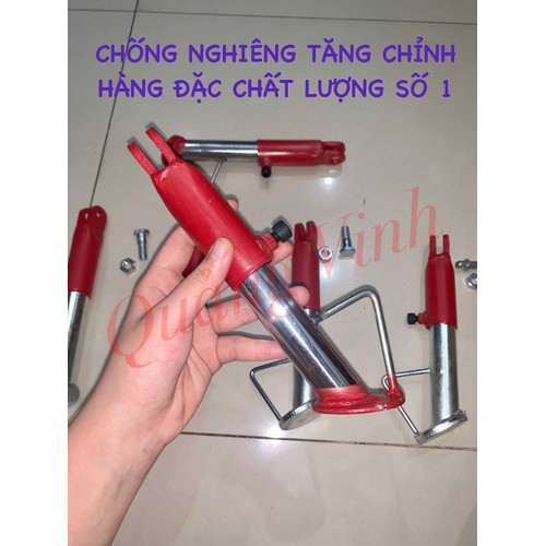 chống nghiêng xe máy chở hàng.