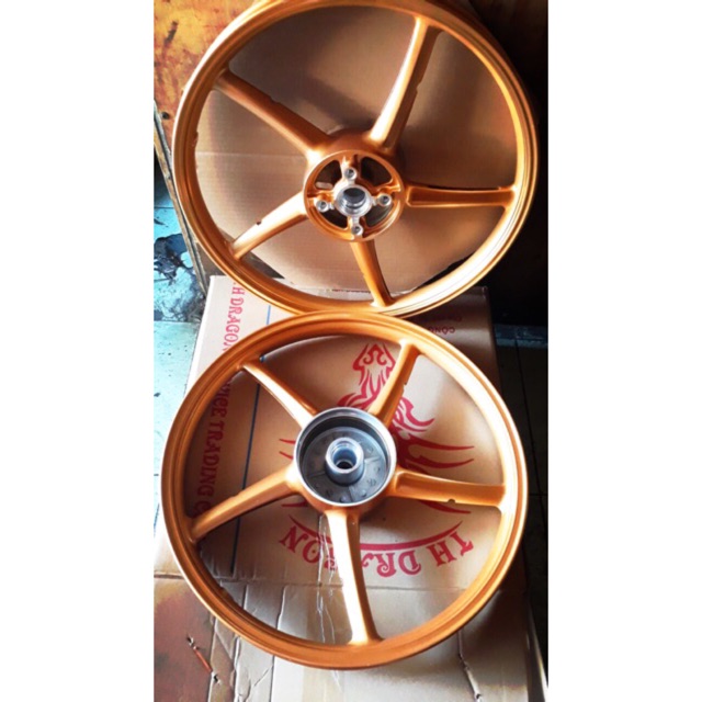 Bánh mâm 5 cây xe sirius