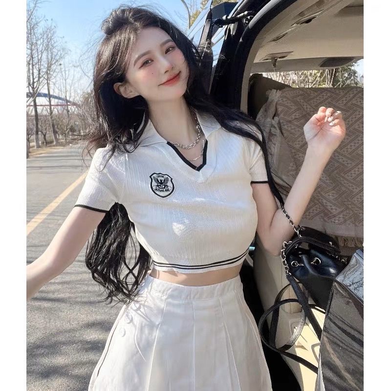 ÁO CROPTOP XINH VIỀN SỌC LOGO ĐẸP VT21