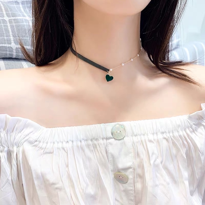 Vòng Cổ Choker Da Đính Ngọc Trai Mặt Trái Tim Thời Trang Cá Tính Dành Cho Nữ