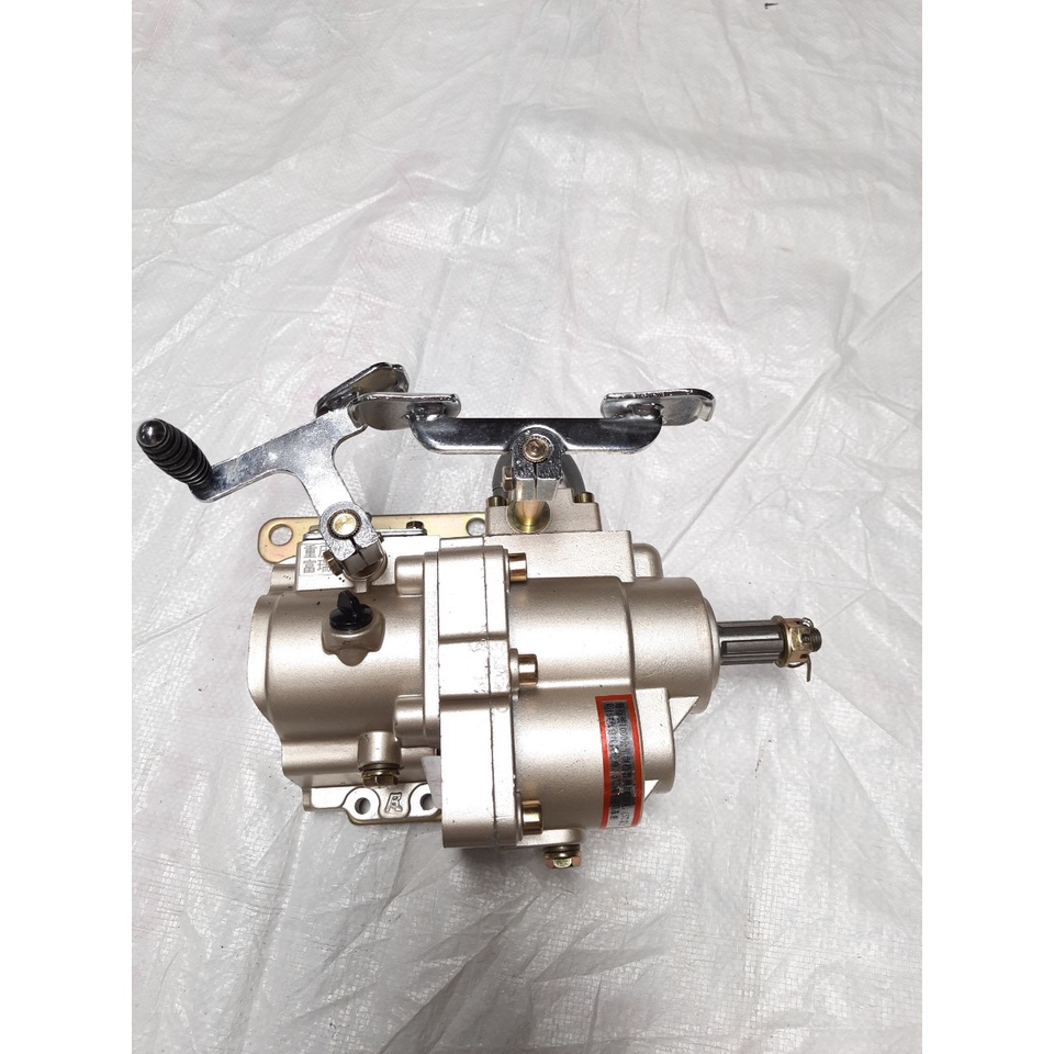Hộp số kép 2 tầng,kết hợp số tiến lùi và số mạnh trong 1 sản phẩm,dùng ráp vào động cơ 100,110,125cc