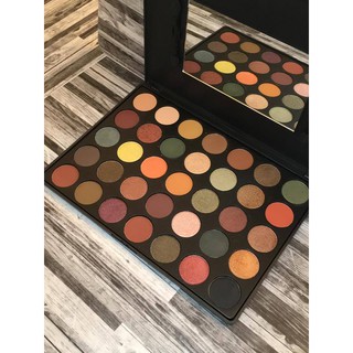 Set màu mắt Kara (Hàng xách Usa)