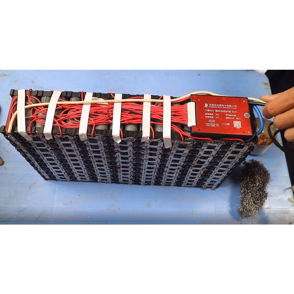 Pin xe điện 48V 30aH - Chất lượng - Giá rẻ limitted - 28cm x 18cm x 8cm