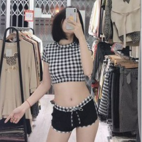 Bikini 2 mảnh quần đùi kẻ caro, bộ bơi rời tắm biển cho nữ kín đáo Bikini191