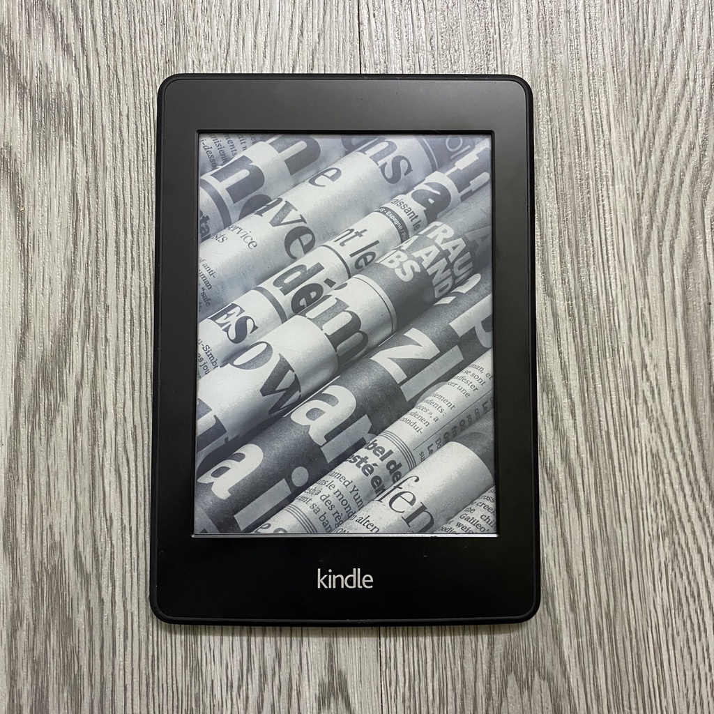 Máy đọc sách Kindle Paperwhite 2 - 6th generation - like new - bảo hành 3 tháng | BigBuy360 - bigbuy360.vn