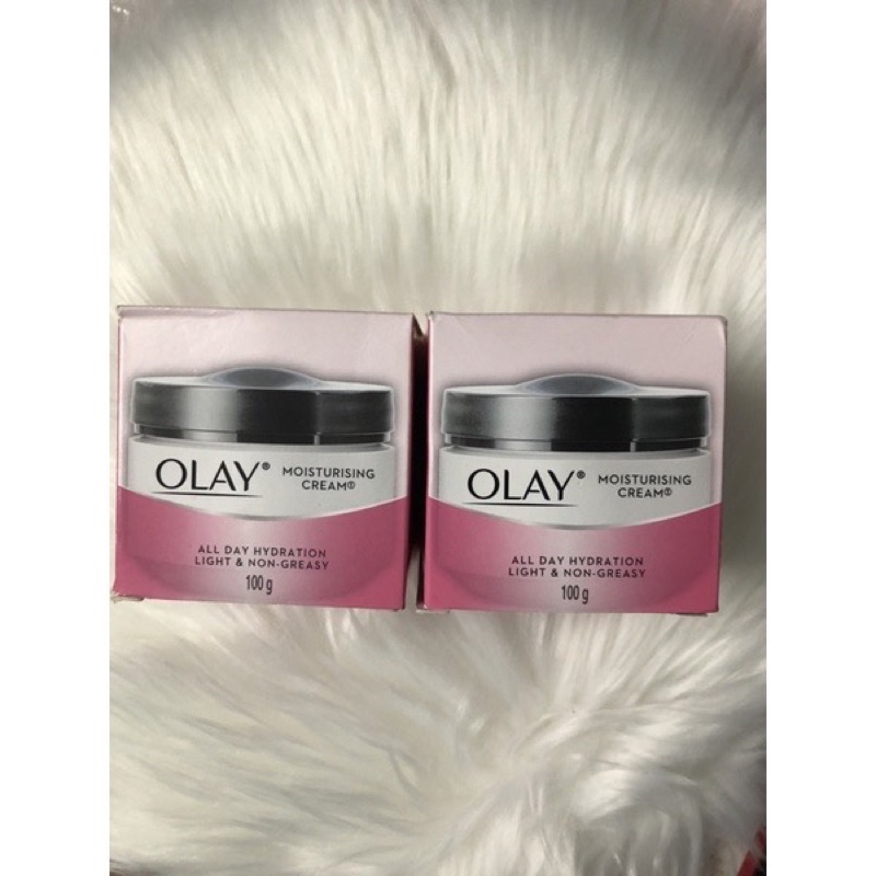 Kem dưỡng da mặt dưỡng ẩm, chống lão hoá OLAY ÚC 100G