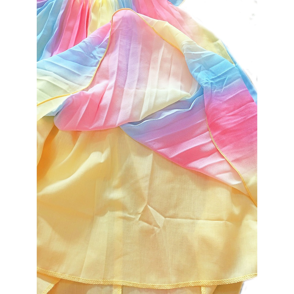 THIẾT KẾ DÁNG CHỮ A, CHẤT VOAN CHIFFON CHUYỂN MÀU RỰC RỠ CHO NGÀY HÈ - SHOP BỐN MÙA
