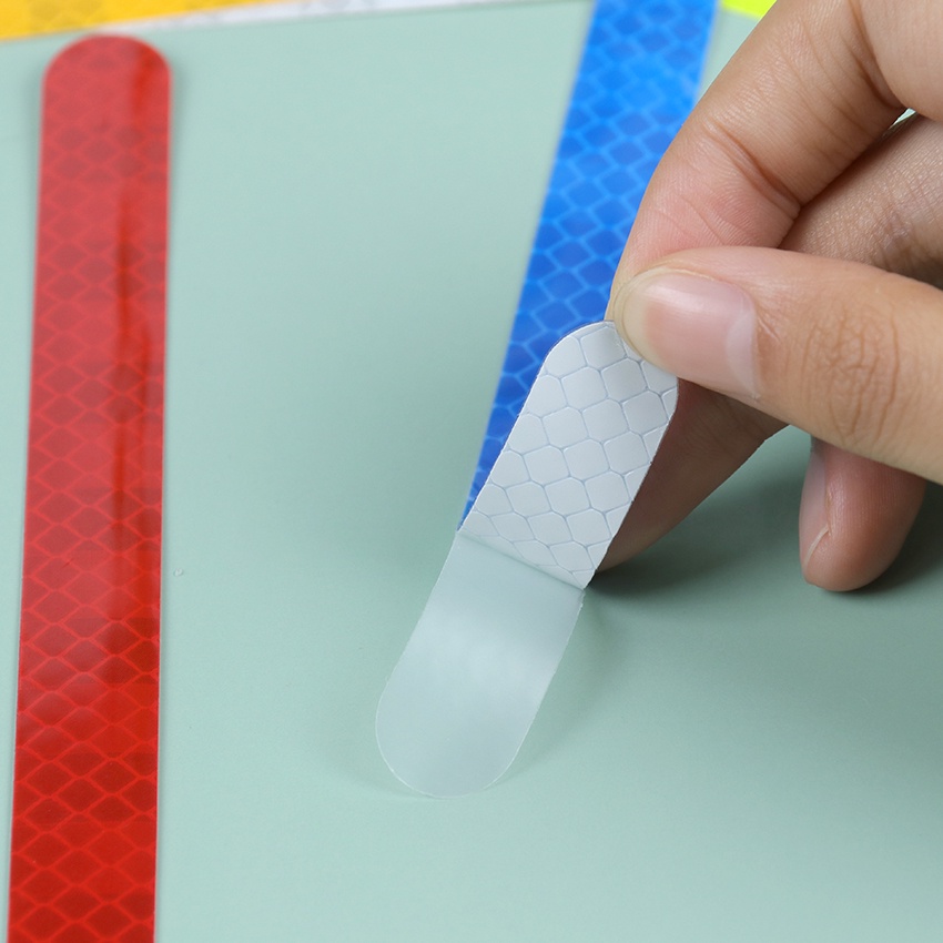 Set 2 Miếng Dán Phản Quang Trang Trí Gương Chiếu Hậu Xe Hơi