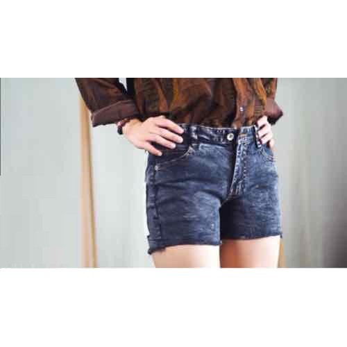 quần short jean thời trang nữ