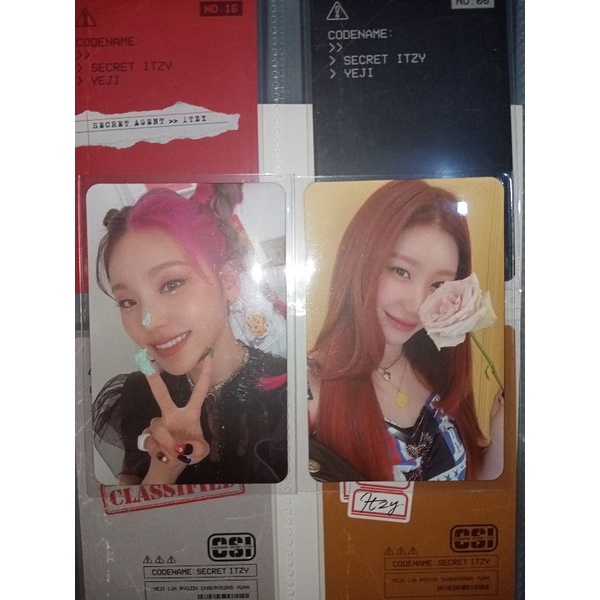 Thẻ Ảnh Yeji Chaeryeong Crazy in Love LOCO Độc Đáo Sáng Tạo