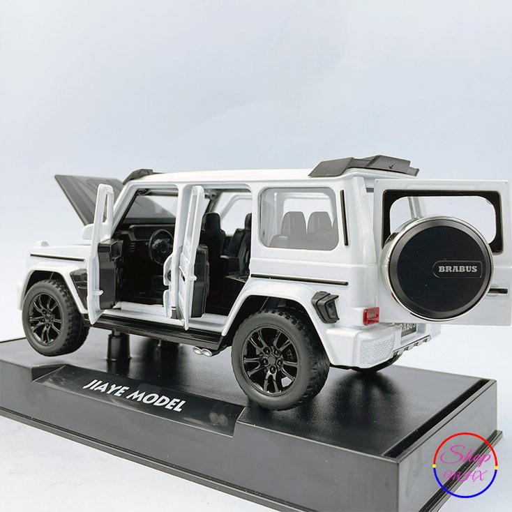 Xe ô tô đồ chơi mô hình xe Mercedes G63 Brabus 700 TẶNG KÈM BIỂN SỐ tỉ lệ 1:32 hãng DoubleHorses