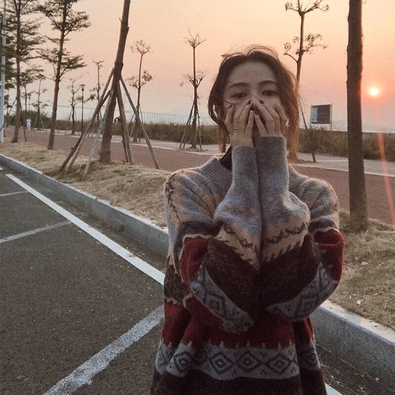 Áo len thổ cẩm nữ sợi dệt đanh lì không xù , không dão