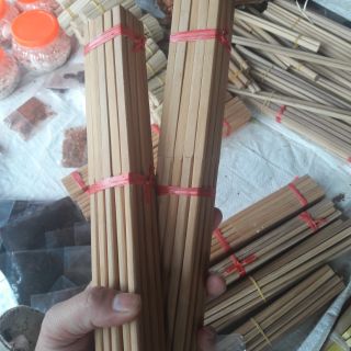 10 đôi Đũa tre vót thủ công của người dân tộc