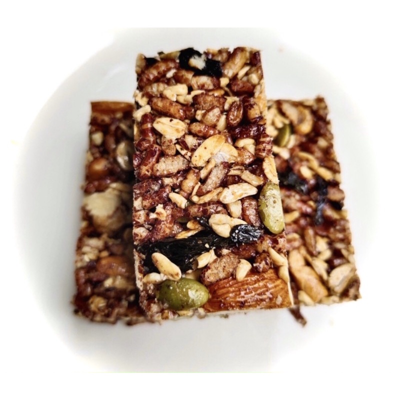Thanh gạo lức mix hạt ngũ cốc vị rong biển - TN Food 88