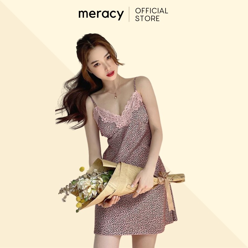 Đầm ngủ lụa satin 2 dây cao cấp nữ MERACY có mút ngực ren mặc nhà họa tiết báo đốm M03 - VN | BigBuy360 - bigbuy360.vn