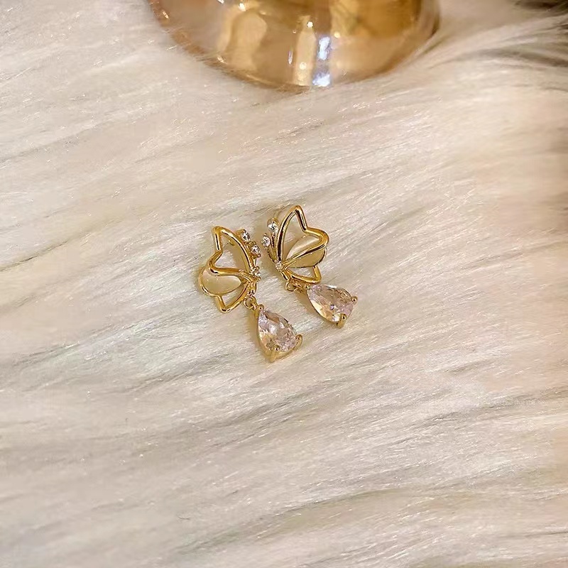 Bông Tai Mạ Bạc 925 Hình Trái Tim / Bướm / Giọt Nước Dễ Thương