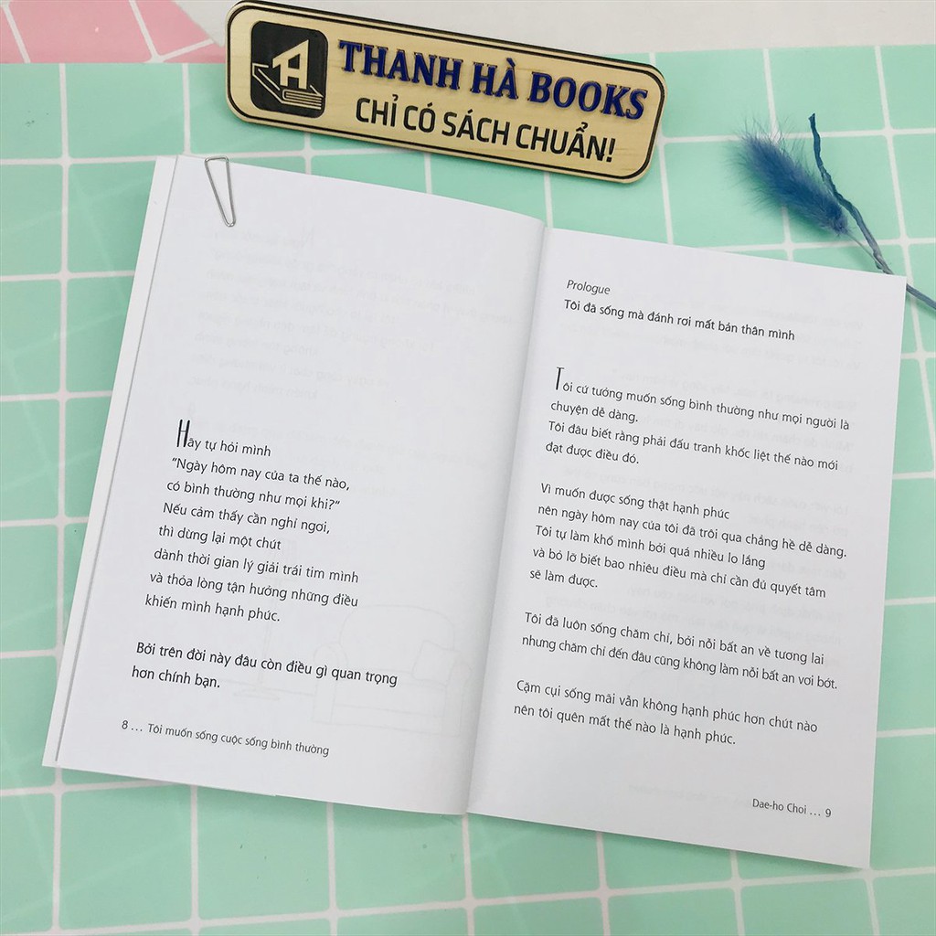 Sách - Tôi Muốn Sống Cuộc Sống Bình Thường - Nhưng Sống Bình Thường Cũng Rất Khốc Liệt (Kèm Postcard) | BigBuy360 - bigbuy360.vn