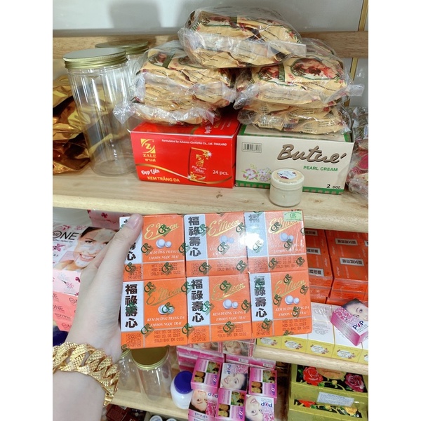 sỉ lố emon việt