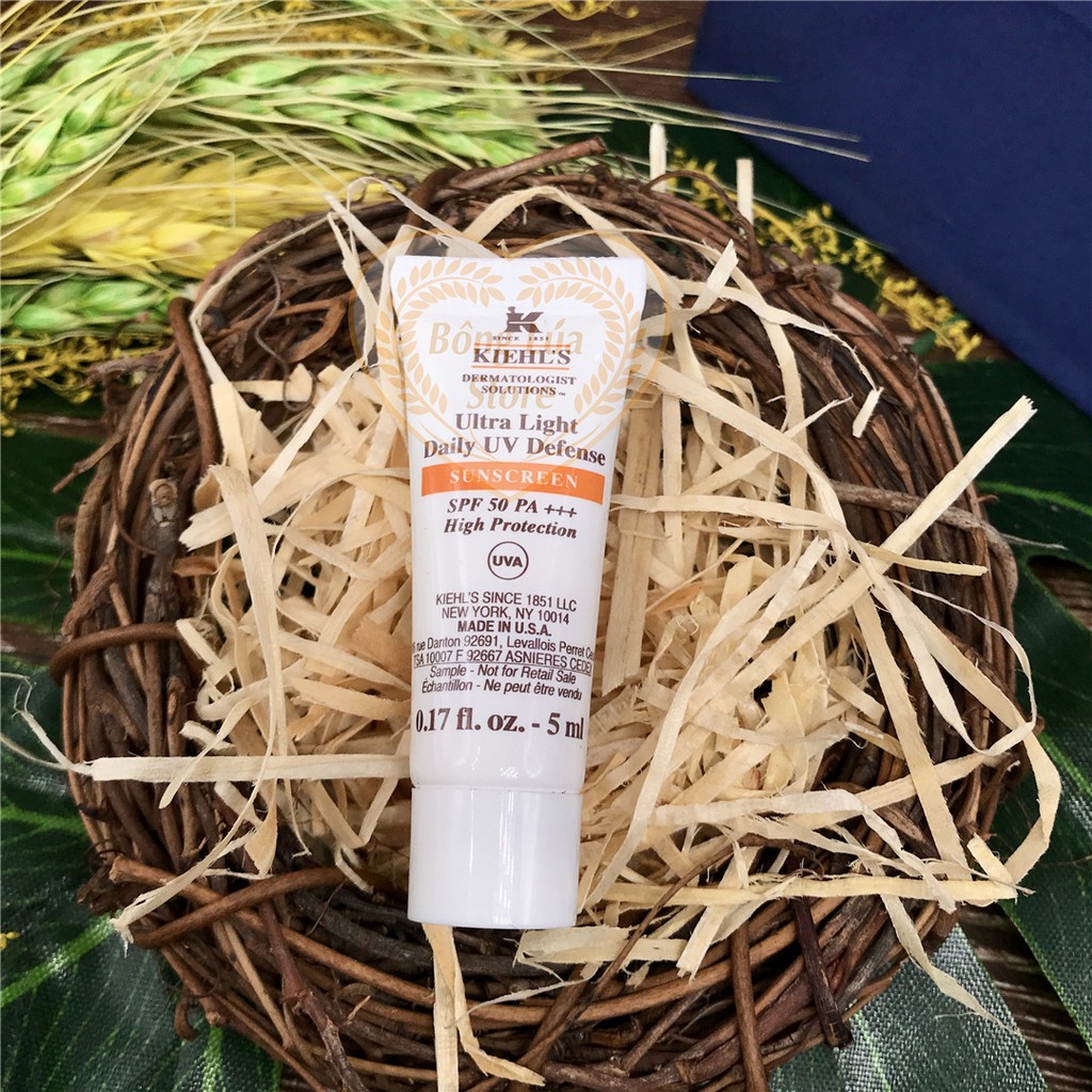 Kem Chống Nắng Thoáng Nhẹ Kiehl's / Kiehls Ultra Light Daily UV Defense sunscreen (cam) 5ml