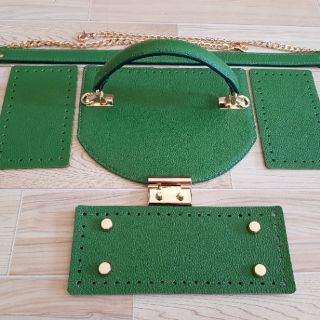 Set nắp da. Nguyen Thang