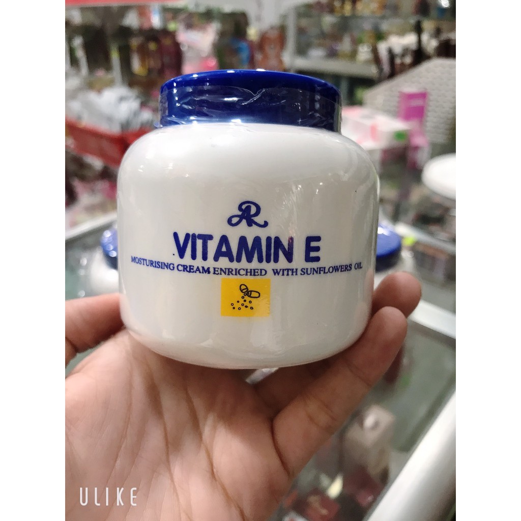 Kem dưỡng ẩm dưỡng trắng vitamin E chuẩn Thái Lan hủ 200g