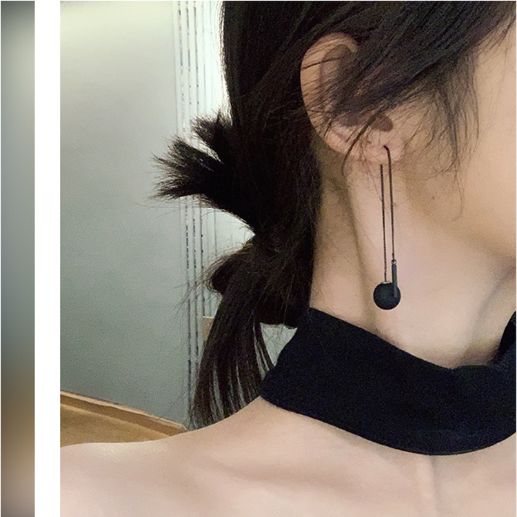 Bông Tai Dây Xích Gắn Bóng Tròn Màu Đen Phong Cách Hàn Quốc Ngọt Ngào Cho Nữ