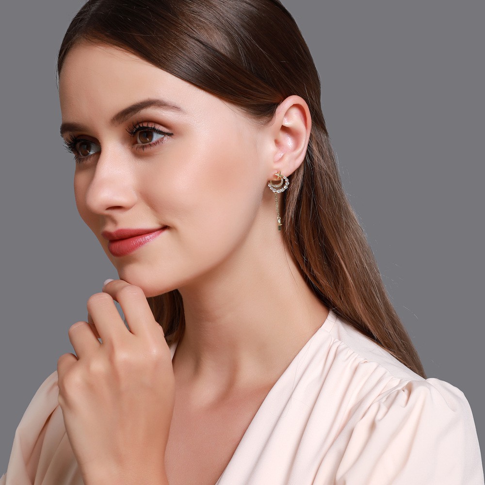 Moon And Star Shaped Metal Earrings With Diamonds