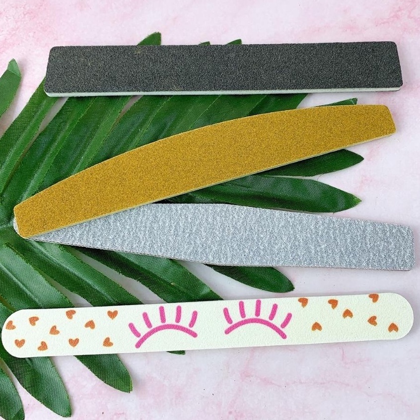 Dũa Móng Tay Nhiều Độ Nhám Và Màu Sắc Khác Nhau Giao Ngẫu Nhiên