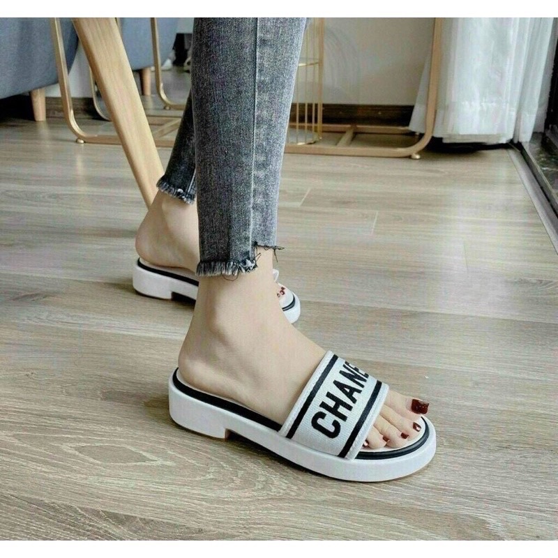 ❤️❤️ XUỒNG CHANEEL CHỮ XINH XỈU     Về sẵn 3 màu - ĐẾ CAO CẤP SIÊU NHẸ cao 3F