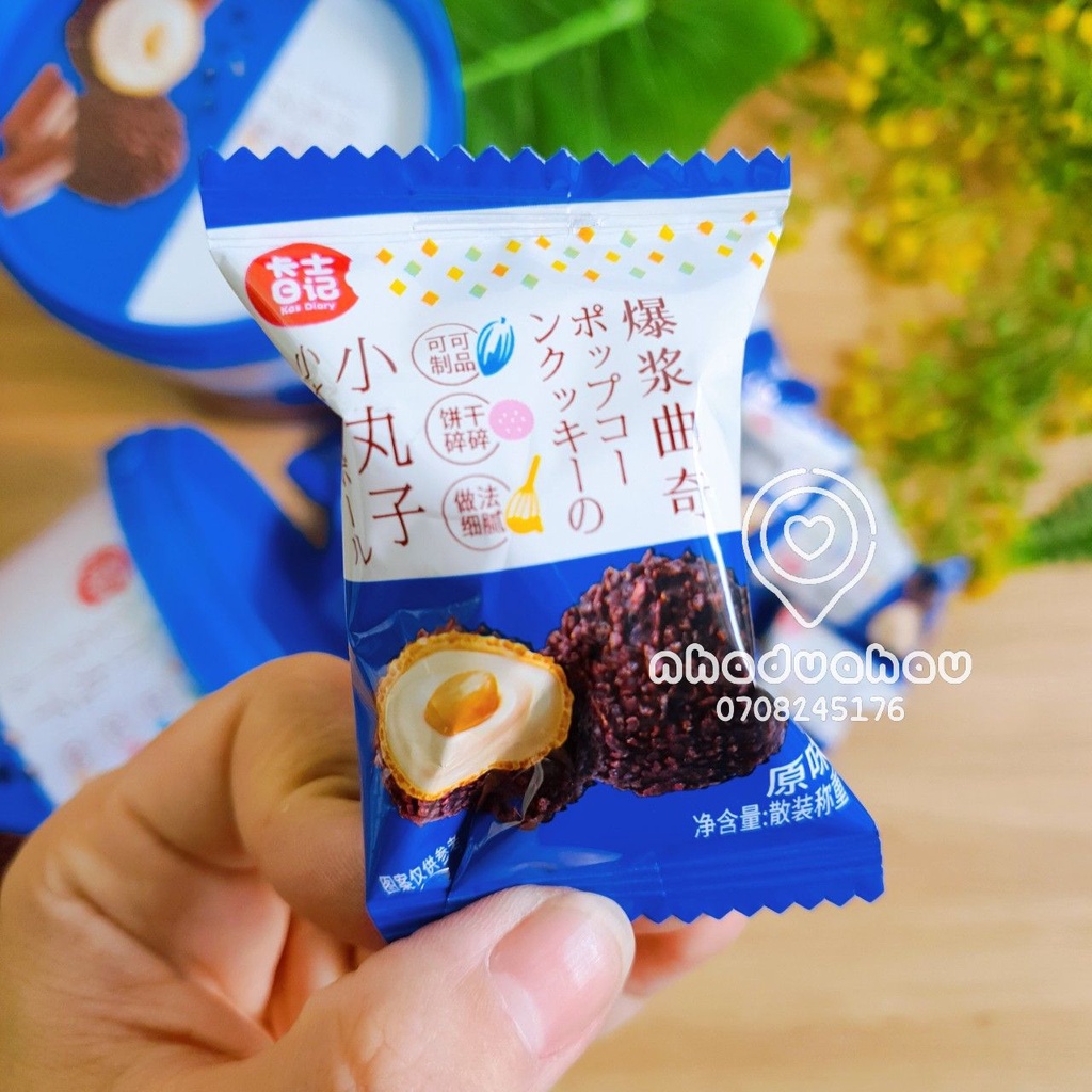 Một xô bánh oreo phủ sô cô la nhân kem tan chảy bọc hạnh nhân Kas Diary Hongkong xô138gan