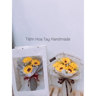 Bó 3 hoa sáp hướng dương kèm túi và thiệp chúc mừng tốt nghiệp