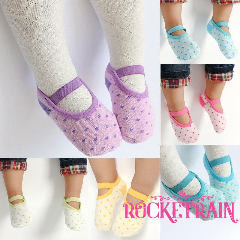 Vớ chống trượt dễ thương cho bé