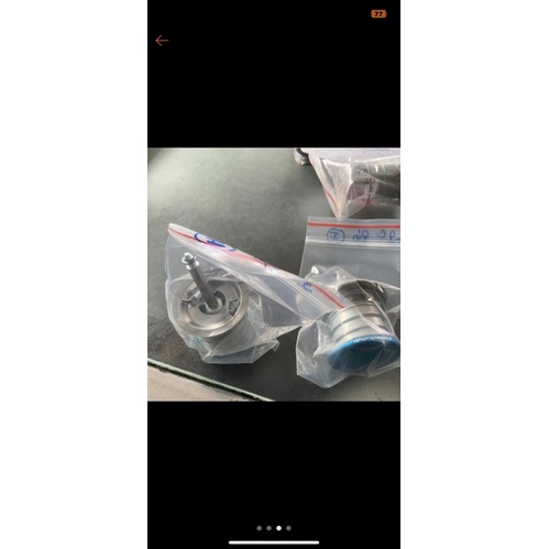 Role rốn nam châm nồi cơm điện