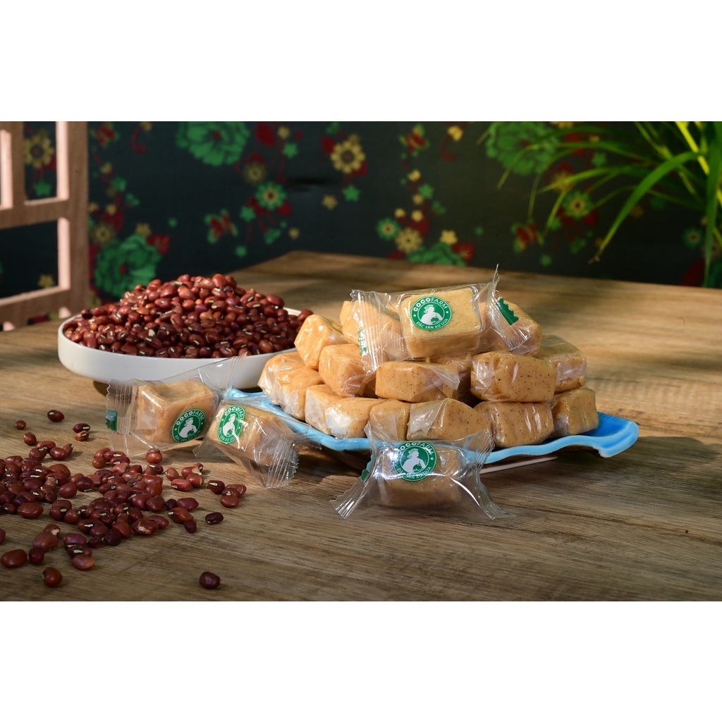 Kẹo dừa đậu đỏ Cocofarm