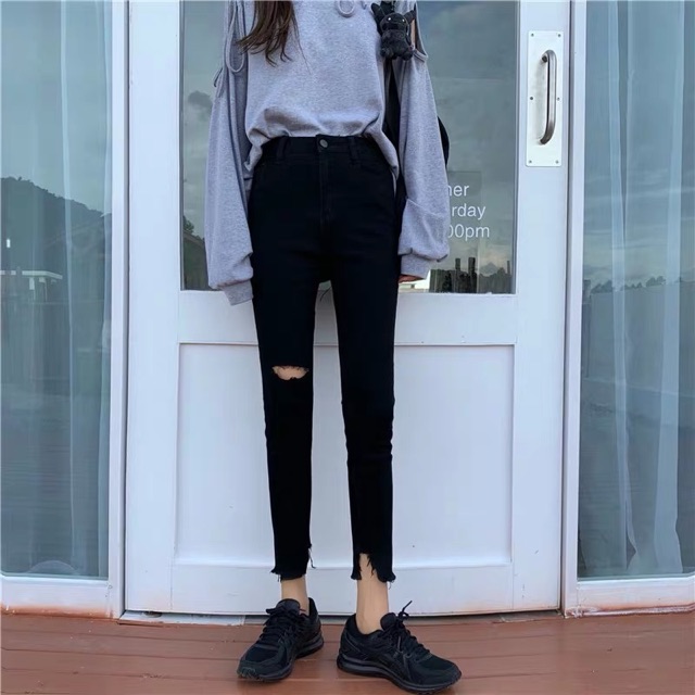 SẴN | Y37 S, Y36 M | Quần jeans bó rách gối