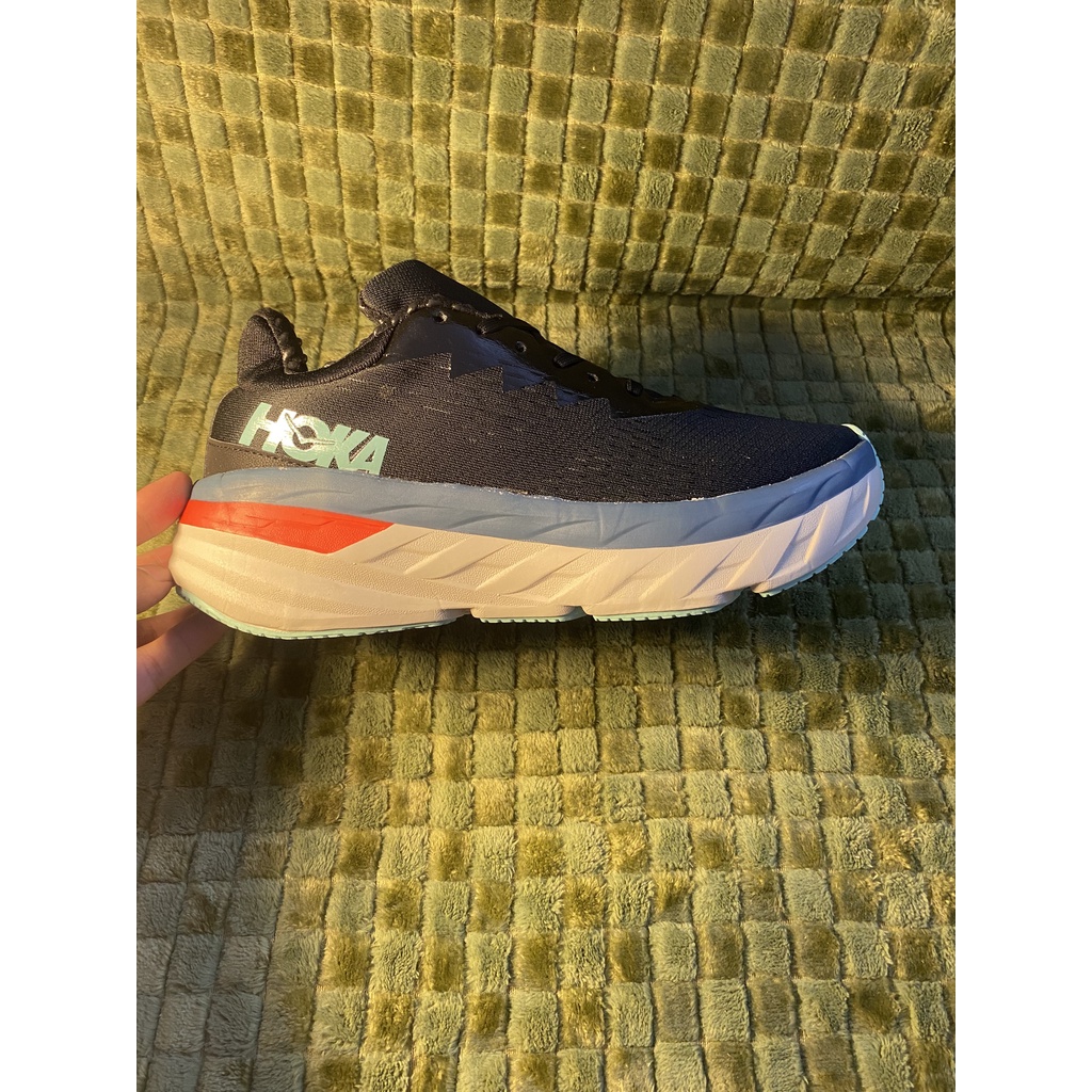 Giày CHẠY HoKa , Giày Thể Thao Đủ Size Cho Cả Nam Và Nữ MÀU ĐEN ĐẾ CAM