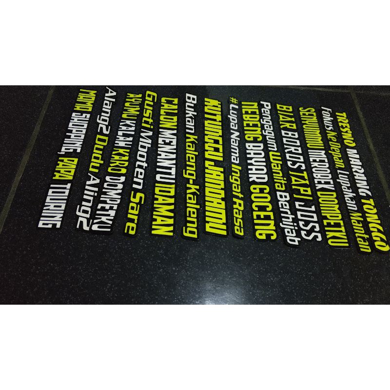 Sticker Dán Trang Trí Mũ Bảo Hiểm Kyt Zeus Agv Hjc Shoei Kbc Rsv