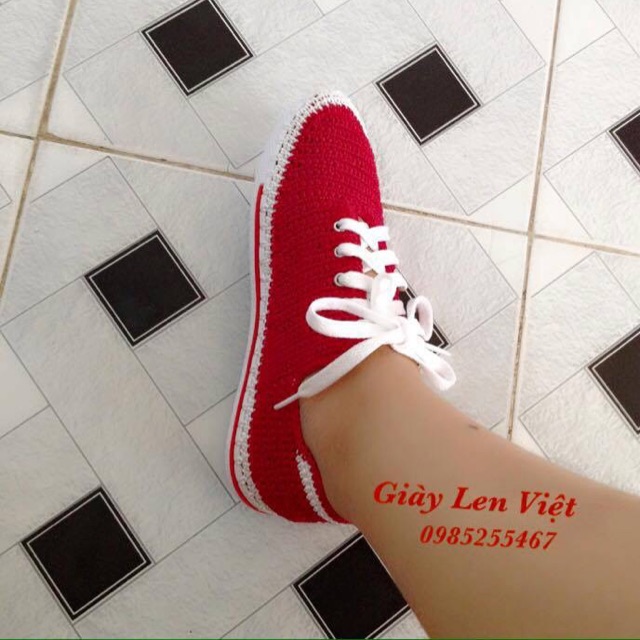 Bộ phụ kiện móc giày thể thao đỏ