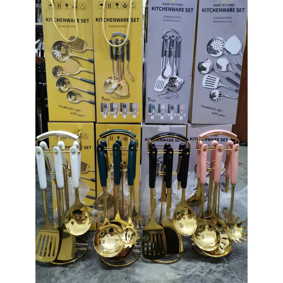 Đồ Dùng Nhà Bếp - Bộ Treo Môi Mạ Vàng Siêu Xịn Gồm 6 Dụng Cụ Nấu Ăn Và Giá Treo Muôi Thìa
