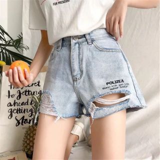 Quần sort jean rách thêu chữ kèm hình thật