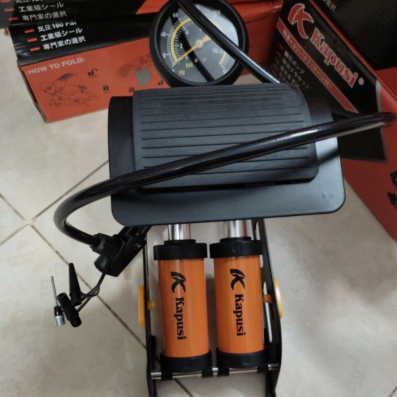 Bơm xe máy đạp chân Kapusi, ống bơm lốp ô tô 2 xilanh