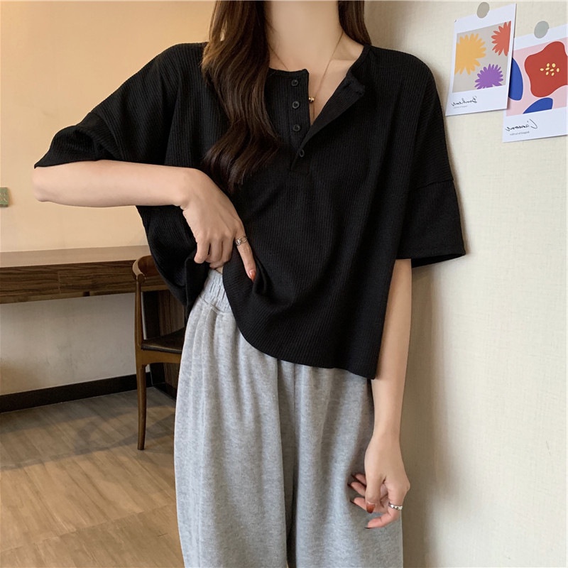 Áo Thun Croptop Dáng Rộng Ngắn Tay Màu Trơn Gài Nút Phong Cách Hàn Quốc Thời Trang Dành Cho Nữ 2022