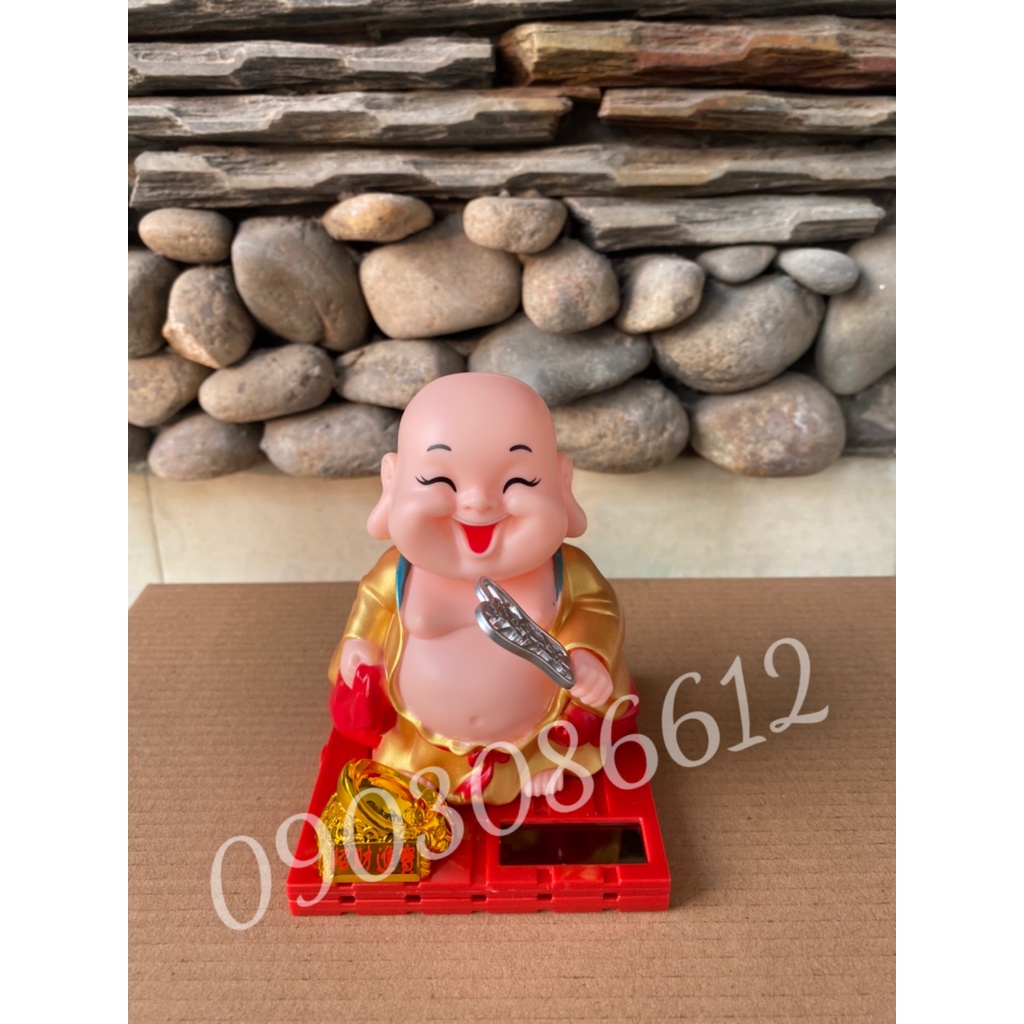 TƯỢNG PHẬT DI LẶC LẮC ĐẦU TRANG TRÍ XE Ô TÔ SỬ DỤNG NĂNG LƯỢNG MẶT TRỜI CAO 9CM,11CM